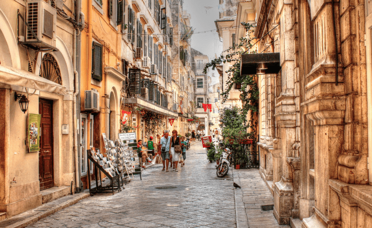 the ultimate guide to read before you visit Corfu, or if you are already there! - the old Corfu town