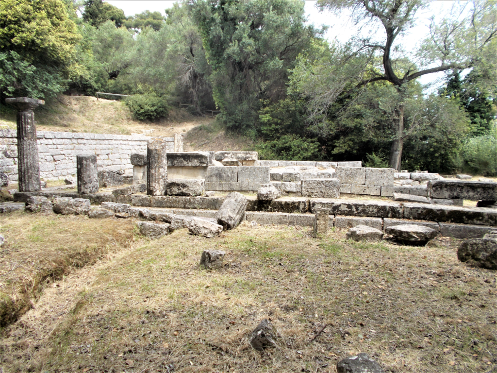 The Kardaki Temple is an Archaic Doric temple in Corfu, Greece, built around 500 BC in the ancient city of Korkyra (or Corcyra