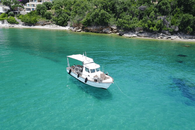 Personalized boat trips Corfu from The 10K Stones Villa. 
Forget the crowds and cookie-cutter excursions — The 10K Stones Villa caters to those seeking a truly unique experience. With our bespoke boat trips, each guest finds their dream vacation realized, whether they crave family fun, romantic escapes, adventure, or cultural immersion.